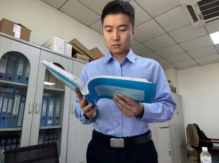 350vip浦京集团国际金融学院2019级审本2班袁鑫展，成为乐陵市公安局的一名优秀财务
