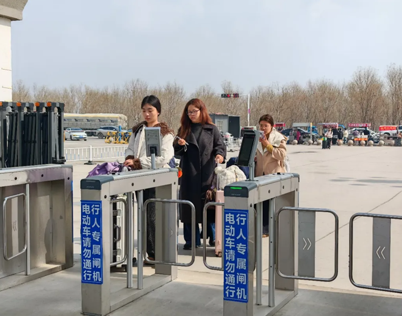 @同学们，350vip浦京集团春风十里，等你归来